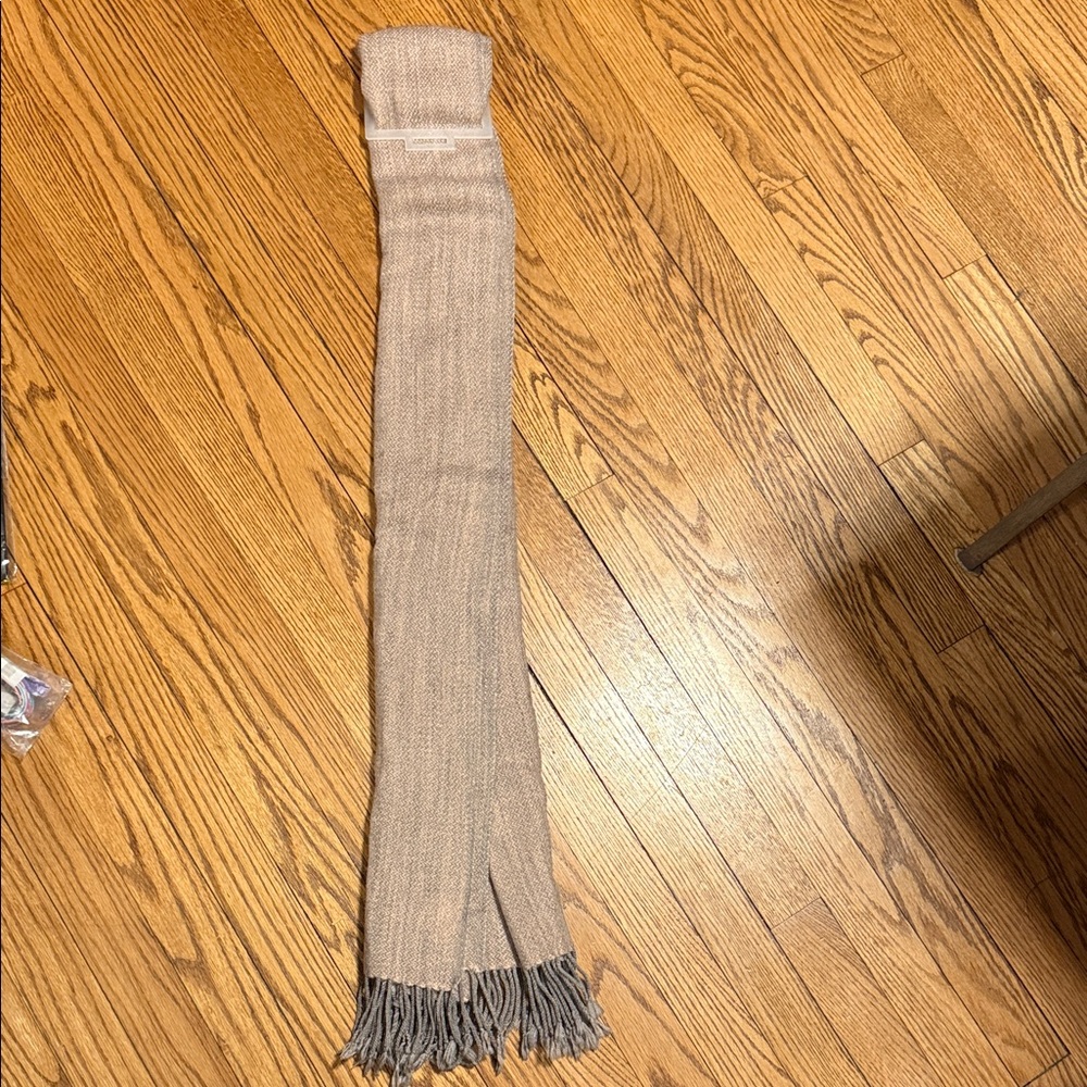 Knit Scarf with Fringe